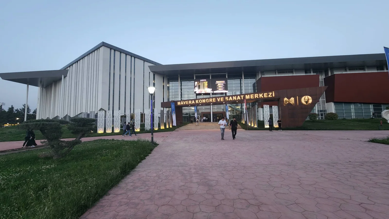 GAZİANTEP ÜNİVERSİTESİ MAVERA KONGRE MERKEZİ VE ÇEVRE DÜZENLEMESİ YAPIM İŞİ – 1